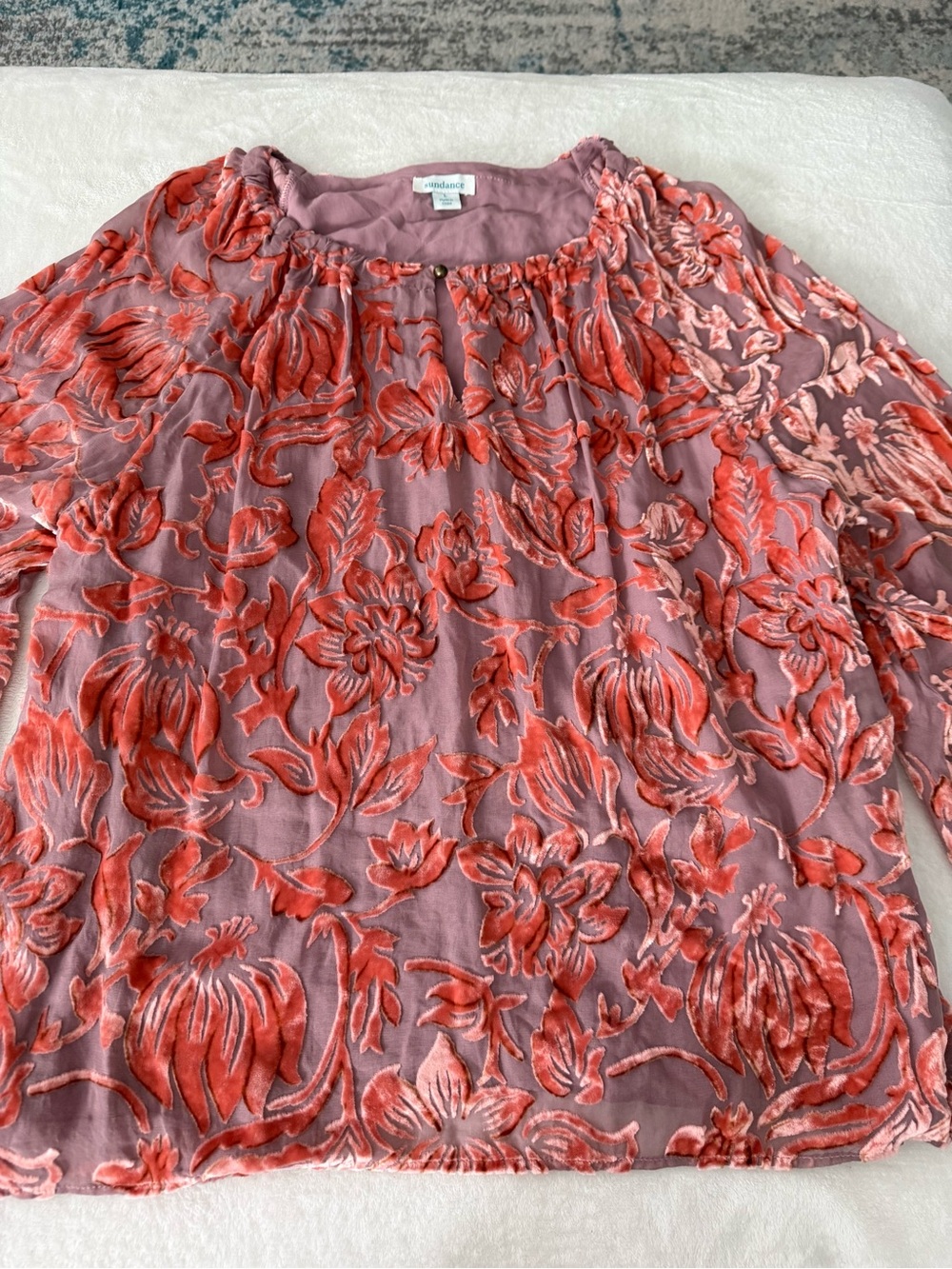 Sundance mauve and coral floral velvet burnout blouse Size Large D91
